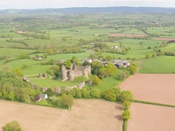 Dan Snow's Norman Walks-stream